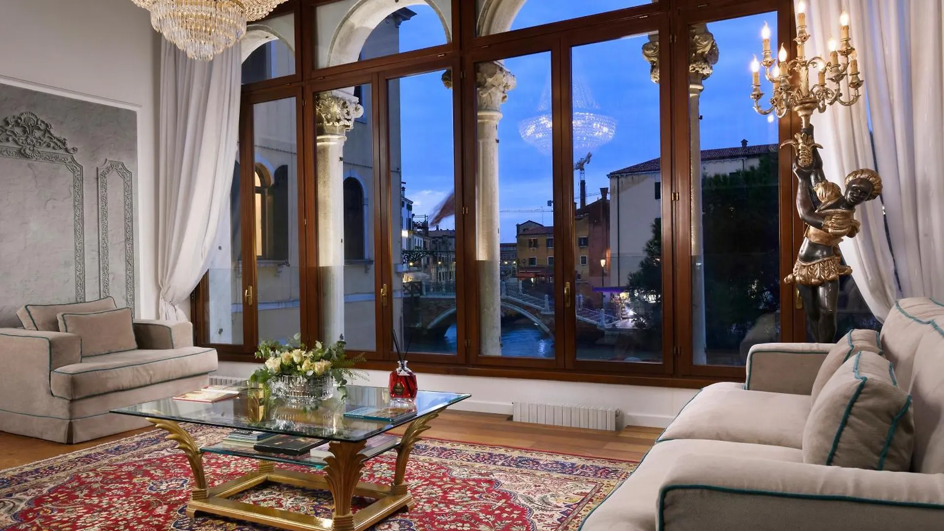 Swan Dolcevita Prestige Stay - Canal View & Exclusive Experience Venice Italy